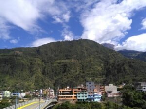 Travel Ecuador Baños Tungurahua