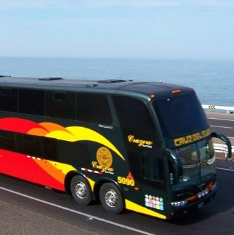 Travel Cruz del Sur Bus Peru