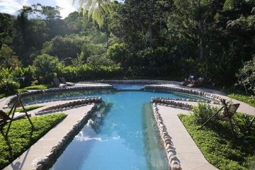 Hakuna Matata Amazon lodge swimming pool