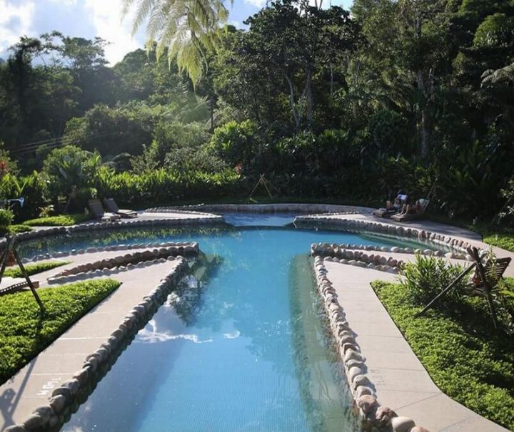 Hakuna Matata Amazon lodge swimming pool
