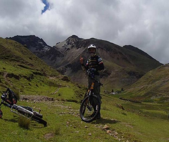 Taste the Road, Cuzco biking