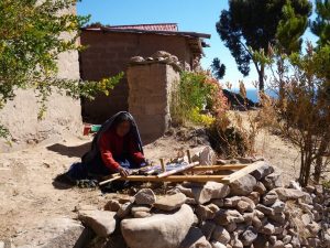 Weaving woman at Taquile Island