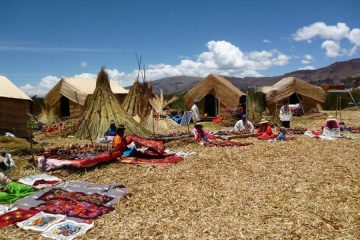 Uros rieteilanden Titikaka Peru