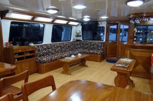 salon Angelito cruises Galapagos Islands